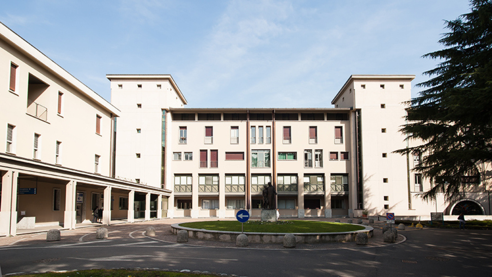 Scopri di più sull'articolo ERBA: PROBLEMI PER IL POS DELL’OSPEDALE SI PAGA SOLO IN CONTANTI