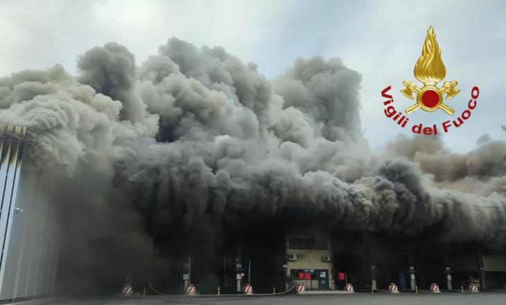 Scopri di più sull'articolo MALAGROTTA: ANNUNCIATA LA CANCELLAZIONE DELL’ORDINANZA SULLA SALUTE PER L’INCENDIO DELLA DISCARICA