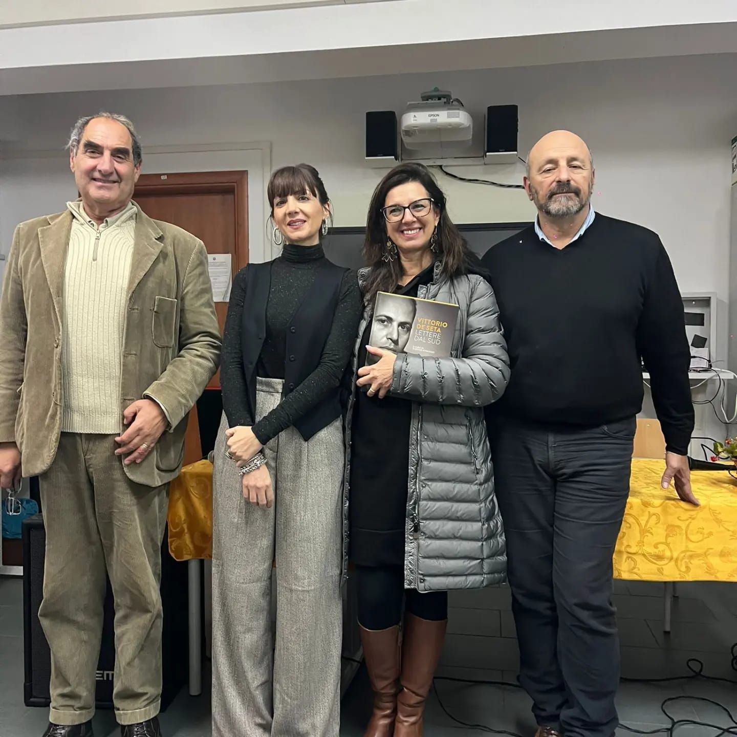 Al momento stai visualizzando Sersale: ricordato il grande regista Vittorio De Seta al Liceo e al Comune