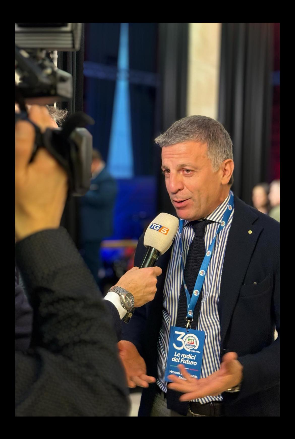 Scopri di più sull'articolo COMO: SERGIO GADDI “IL SINDACO VUOLE MALE AI CITTADINI TOGLIENDO I PARCHEGGI IN CENTRO”