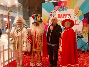 Scopri di più sull'articolo VERONA: IL CARNEVALE CON “PAPA’ DEL GNOCCO” LA MASCHERA TRADIZIONALE DELLA CITTA’