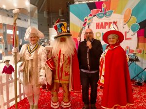 Scopri di più sull'articolo VERONA: LA SFILATA DEL VENERDI’ GNOCOLAR 2024 SI FARA’ NEL FINE SETTIMANA TRA IL 26 E IL 28 APRILE