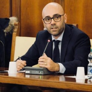 Scopri di più sull'articolo ROMA: De Santis (M5S) su scuola “Buoni segnali da Governo, ora avviare processo”