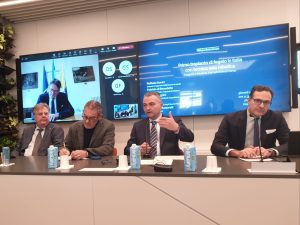 Scopri di più sull'articolo BOLOGNA: ECCO LE DICHIARAZIONE DEI MEDICI CHE HANNO TRAPIANTATO IL FEGATO ALL’UOMO DI 66 ANNI