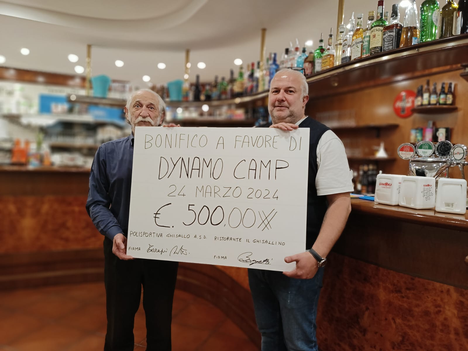 Scopri di più sull'articolo MAGREGLIO: GHISALLINO E POLISPORTIVA FIRMANO IL BONIFICO DEL RICAVATO PER DYNAMO CAMP