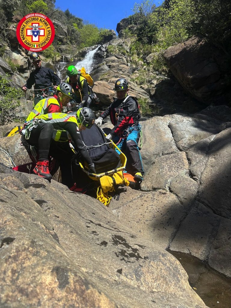 Scopri di più sull'articolo LAGO D’IDRO: SOCCORSE UNA VENTINA DI PERSONE SU UNA FERRATA TUTTI SALVI