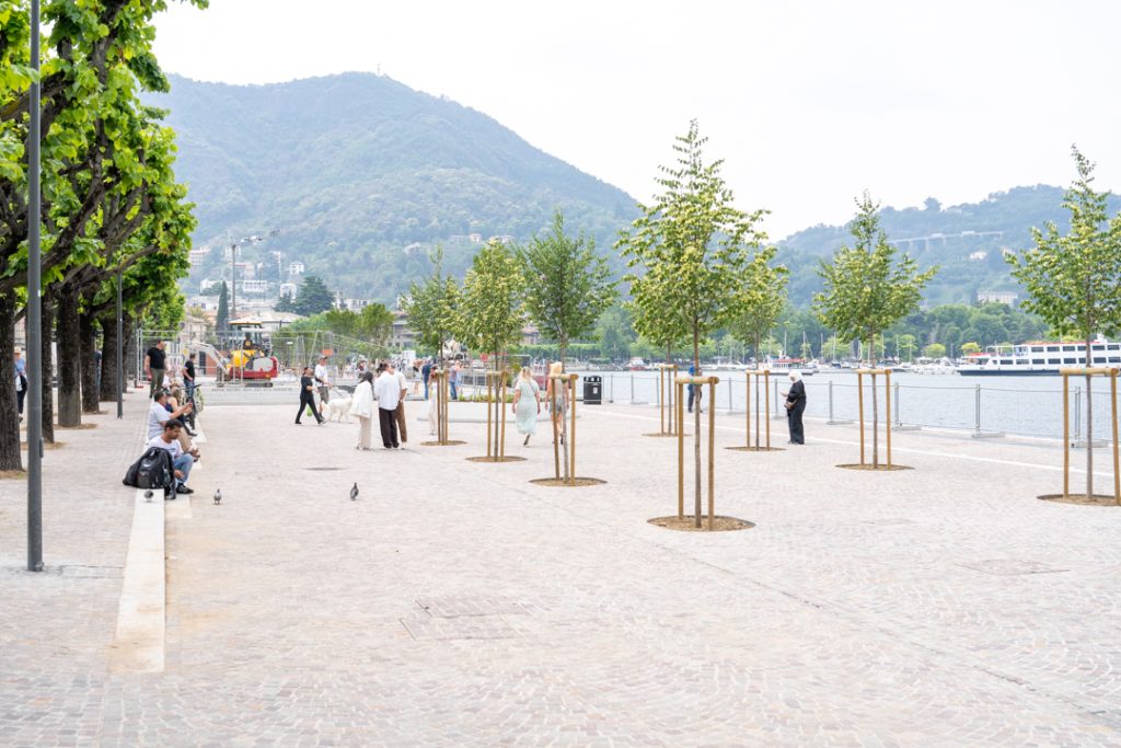Scopri di più sull'articolo COMO: PARTITO DEMOCRATICO “IMMAGINI GROTTESTE E STONATE” QUELLE DELL’INAUGURAZIONE DEL LUNGO LAGO