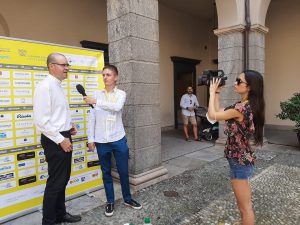 Scopri di più sull'articolo LECCO: ANDREA GIANVITI UN AMORE PER LA RADIOFONIA DOCUMENTATA ATTRAVERSO I RACCONTI DEI PROTAGONISTI
