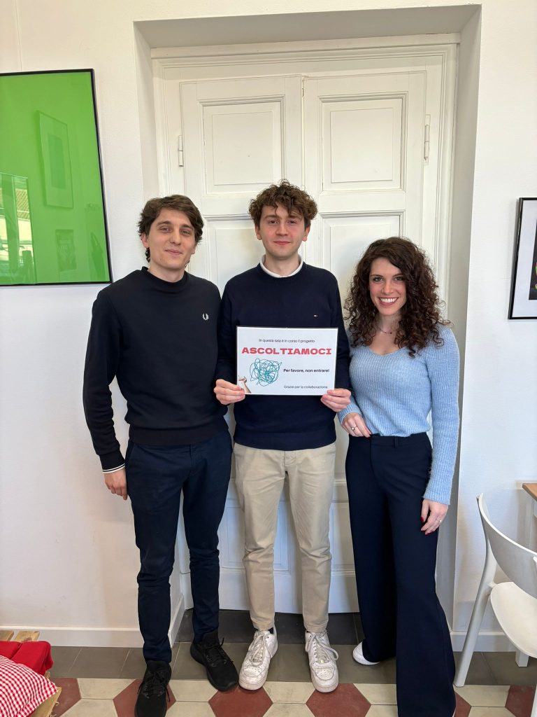 Scopri di più sull'articolo ERBA: IL PROGETTO “ASCOLTIAMOCI DELL’ASSOCIAZIONE LO SNODO PROSEGUE GRAZIE A NUOVI FONDI