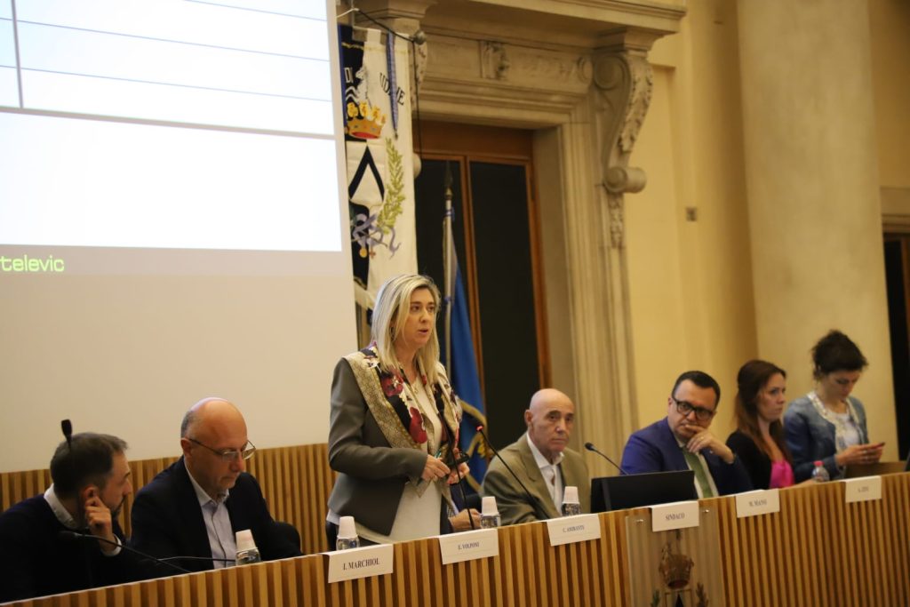 Scopri di più sull'articolo UDINE: LA REGIONE FRIULI METTE A DISPOSIZIONE FONDI PER LA RIMOZIONE DEI PASSAGGI A LIVELLO