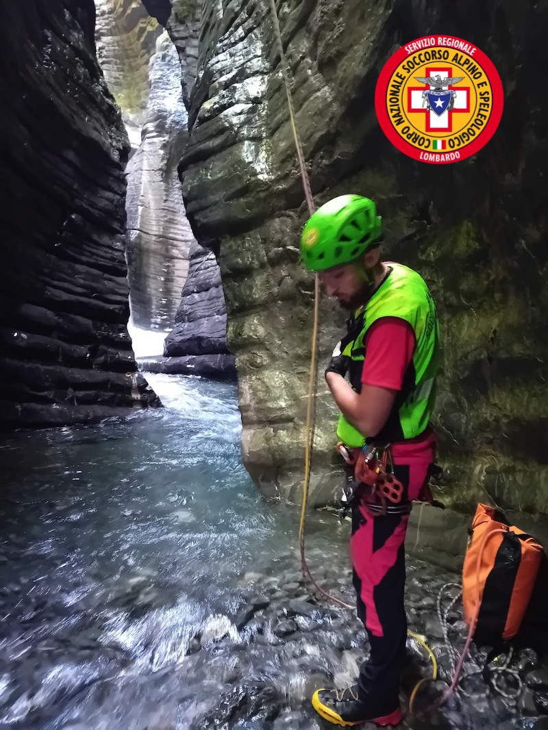 Scopri di più sull'articolo Due forristi in difficoltà nei pressi della confluenza tra il torrente Lirone