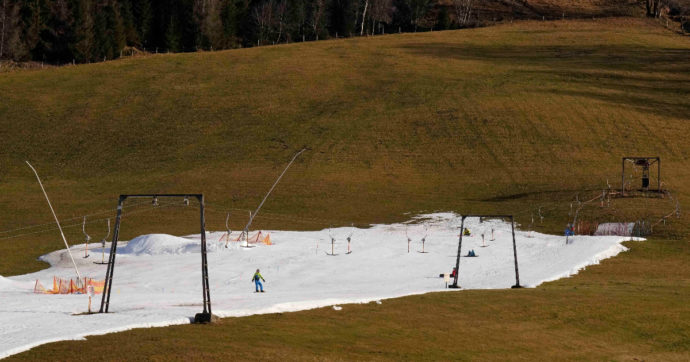 Scopri di più sull'articolo TRIANGOLO LARIANO: LA POLITICA LARIANA NEL TERZO MILLENNIO SECONDO NUNZIA RONDANINI