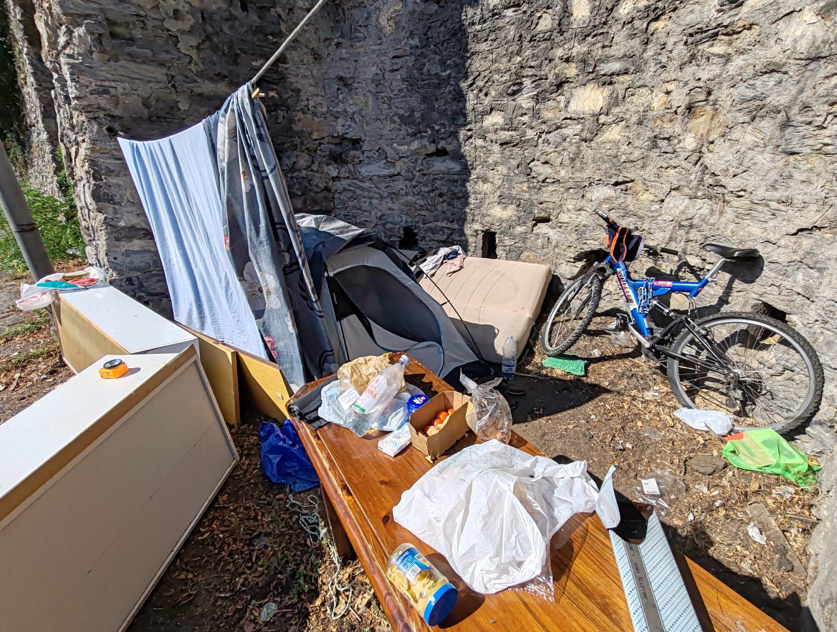 Al momento stai visualizzando GENOVA: POLIZIA LOCALE IMPEGNATA IN OPERAZIONE DI SGOMBERO DI UNA TENDOPOLI