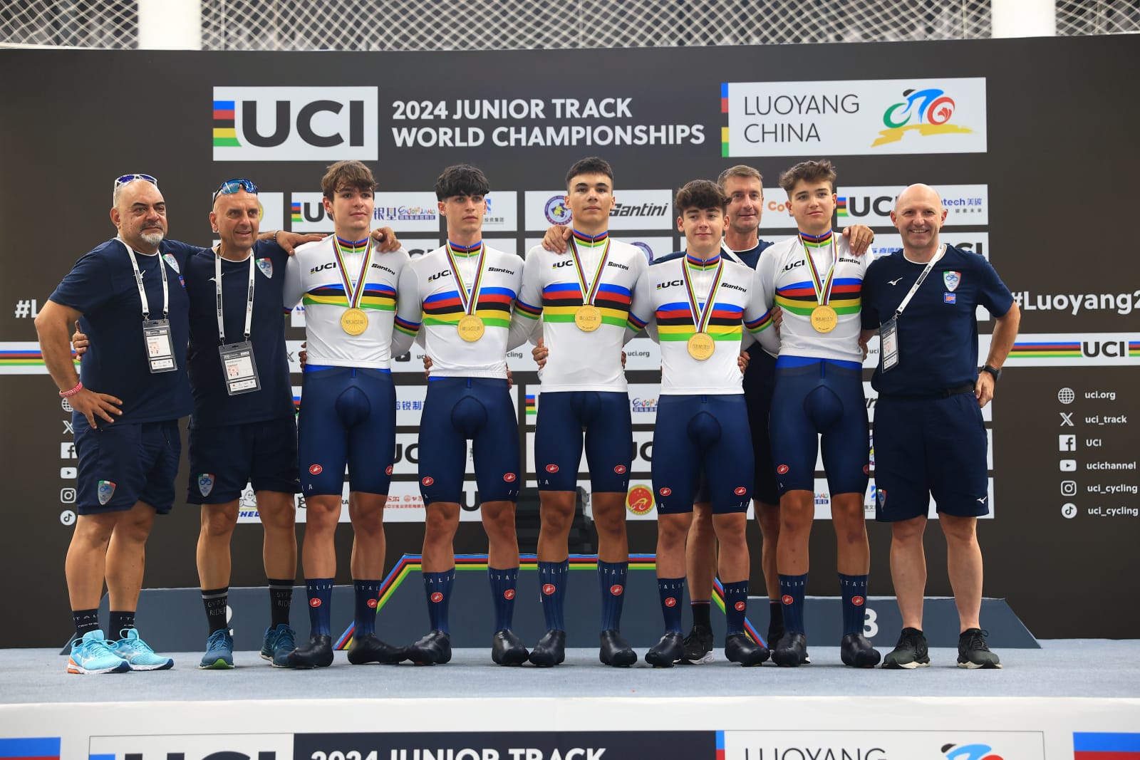 Al momento stai visualizzando MONDIALI CICLISMO PISTA JUNIORES – ORO E RECORD DEL MONDO PER IL QUARTETTO – TITOLO MONDIALE ANCHE PER DEL MEDICO NEL KEIRIN