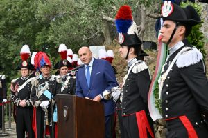 Scopri di più sull'articolo L’ARMA DEI CARABINIERI COMMEMORA L’80° ANNIVERSARIO DEL SACRIFICIODEI “MARTIRI DI FIESOLE”