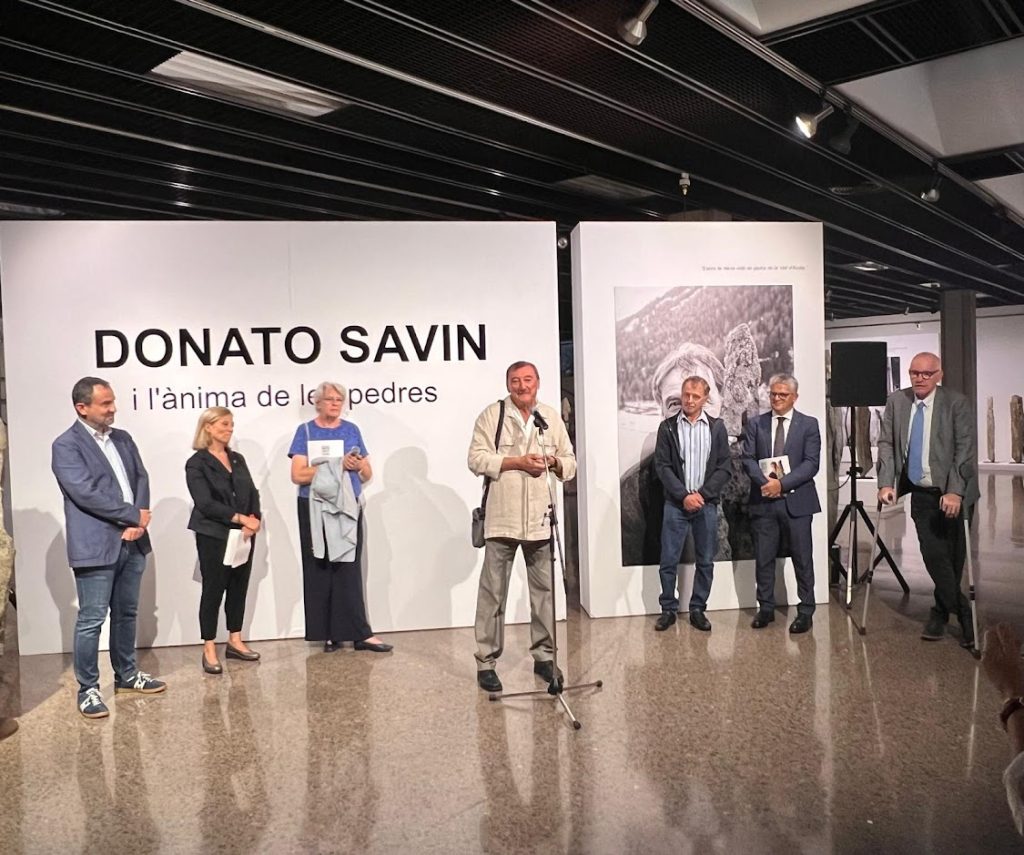 Scopri di più sull'articolo AOSTA: DONATO SAVIN ESPONE LE SUE PIETRE “L’ANIMA DE LES PEDRES” FINO A FINE OTTOBRE