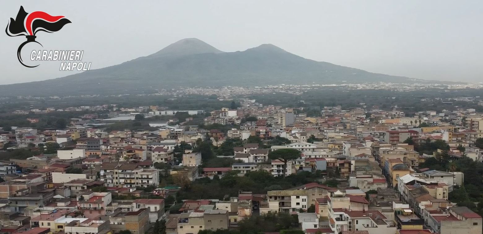 Scopri di più sull'articolo NAPOLI: SCAMBIO ELETTORALE POLITICO-MAFIOSO, CARABINIERI ARRESTANO 3 PERSONE