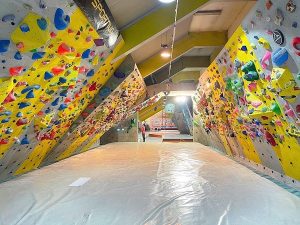 Scopri di più sull'articolo “SOCIAL CLIMBING SCIORBA”: A GENOVA TRE GIORNATE DEDICATE ALL’ARRAMPICATA SPORTIVA PER GIOVANI E APPASSIONATI