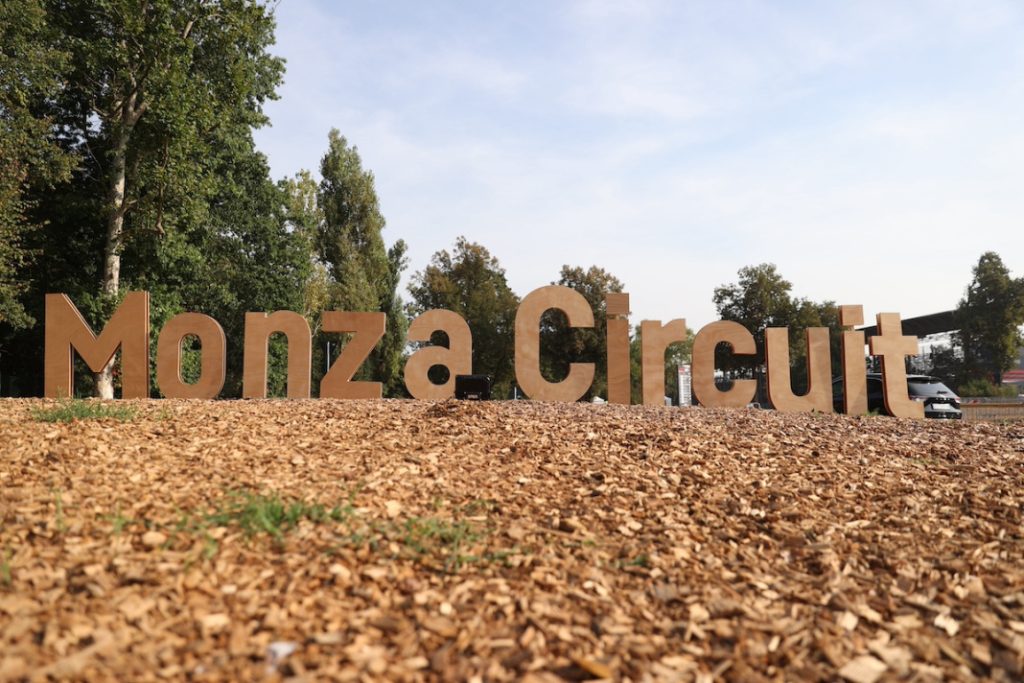 Scopri di più sull'articolo MONZA: L’AUTODROMO E’ NUOVAMENTE FIA3 STARS