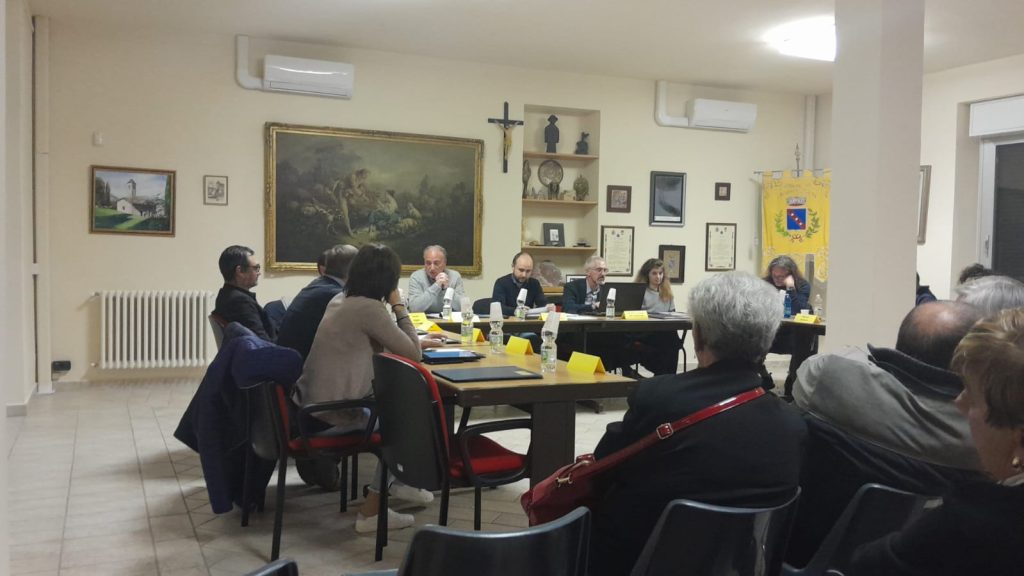 Scopri di più sull'articolo CASLINO D’ERBA: CONSIGLIO COMUNALE RINNOVATA LA CONVENZIONE CON CANZO PER LA POLIZIA LOCALE
