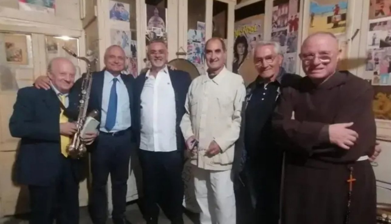 Al momento stai visualizzando Gli studenti del “Rambaldi” di Lamezia Terme alla scoperta dell’arte, della storia e delle tradizioni popolari di Cropani. Impossibile non restarne ammaliati