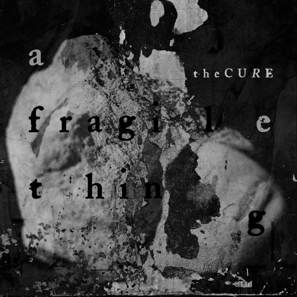 Scopri di più sull'articolo “SONG OF A LOST WORLD” THE CURE TORNANO CON L’ATTESO NUOVO DISCO DOPO 16 ANNI