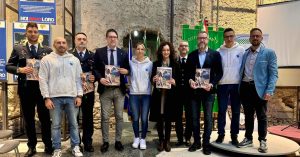 Scopri di più sull'articolo CANTU’: PRESENTATO IL CALENDARIO REGIONALE DELLA POLIZIA LOCALE