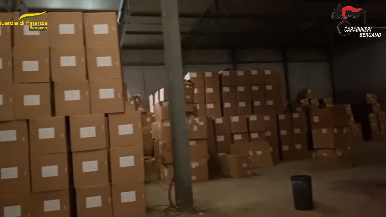 Scopri di più sull'articolo Bergamo: Sequestrate fabbriche clandestine, circa 60 tonnellate di tabacco che avrebbero fruttato sul mercato più di 15 milioni di euro