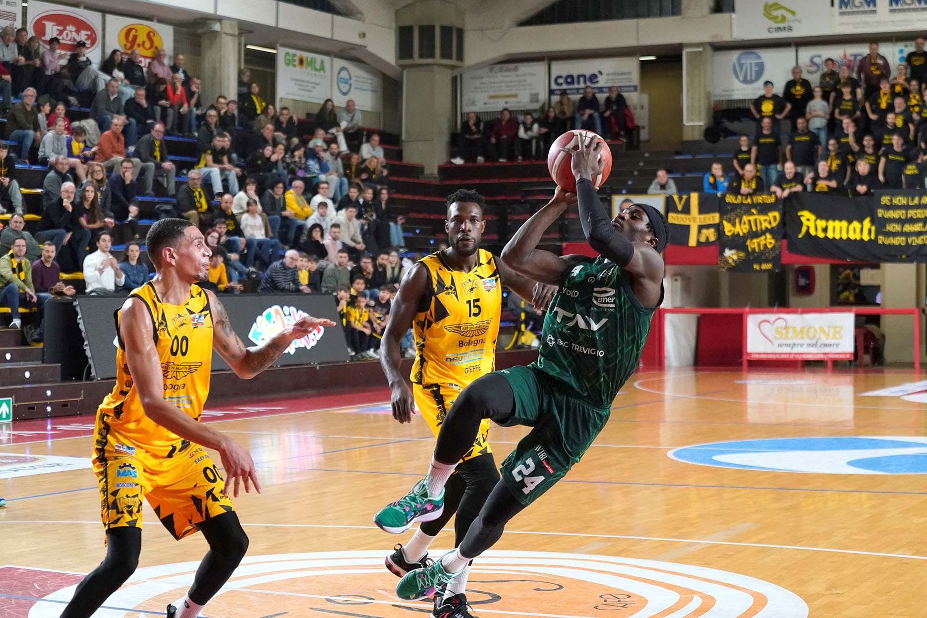 Scopri di più sull'articolo IMOLA: TREVIGLIO TRAVOLGE LA SQUADRA DI CASA 72 – 78