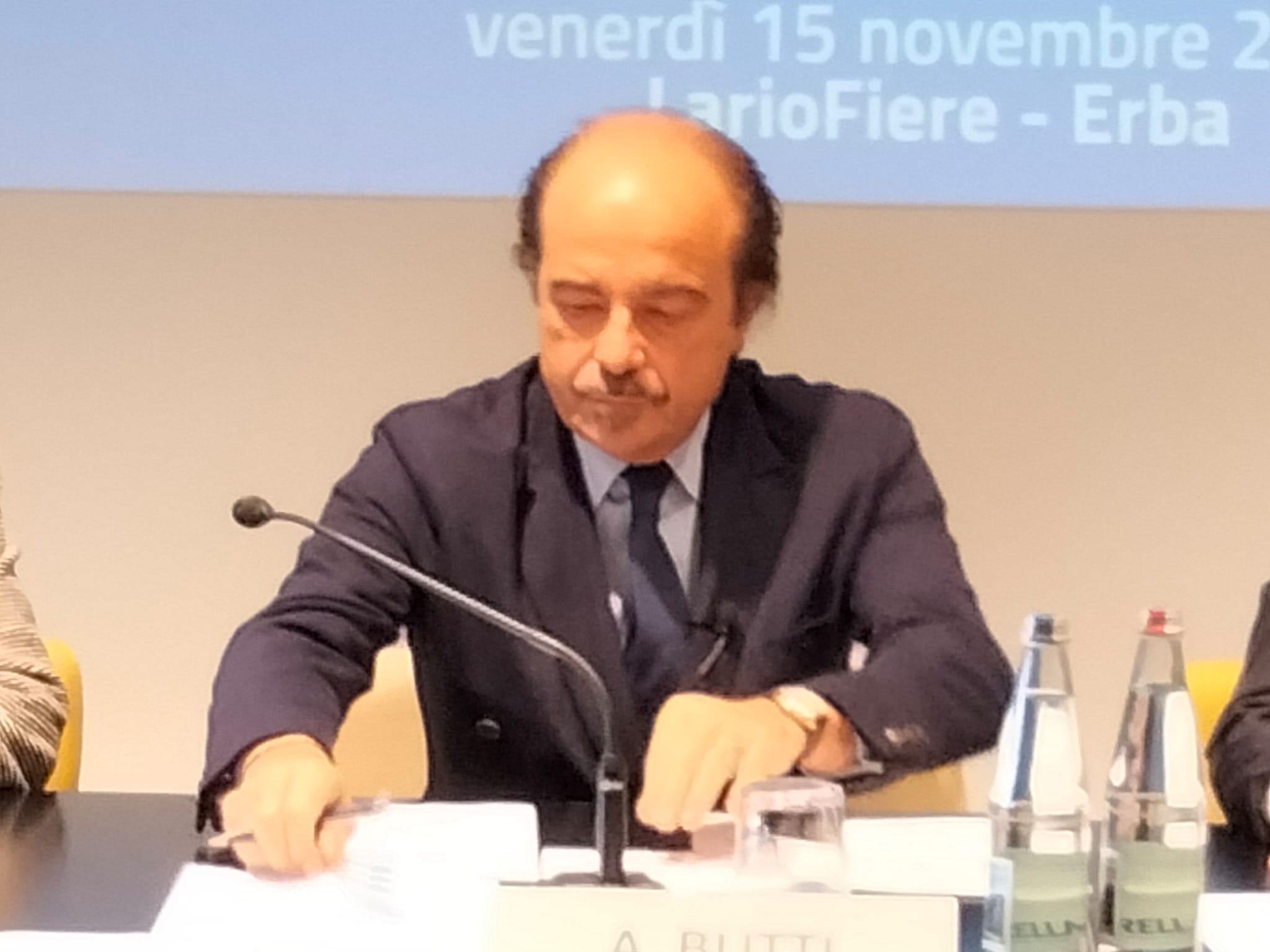 Scopri di più sull'articolo ERBA: ALESSIO BUTTI A LARIO FIERE PER PARLARE DI (DAS – Distributed Antenna System) L’INNOVAZIONE A DISPOSIZIONE DELLA NOSTRA SALUTE