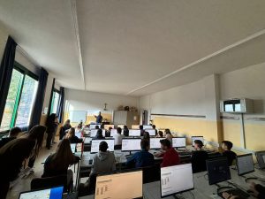 Scopri di più sull'articolo ERBA: FONDAZIONE CARIPLO A FAVORE DELLO SNODO PATROCINIO PER “ORIENTAMENTE”