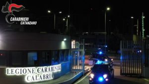 Scopri di più sull'articolo Catanzaro, 59 arresti per associazione di tipo ‘ndranghetistico, traffico di stupefacenti e altro
