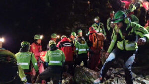 Scopri di più sull'articolo Abisso Bueno Fonteno, intervento di recupero di una speleologa infortunata