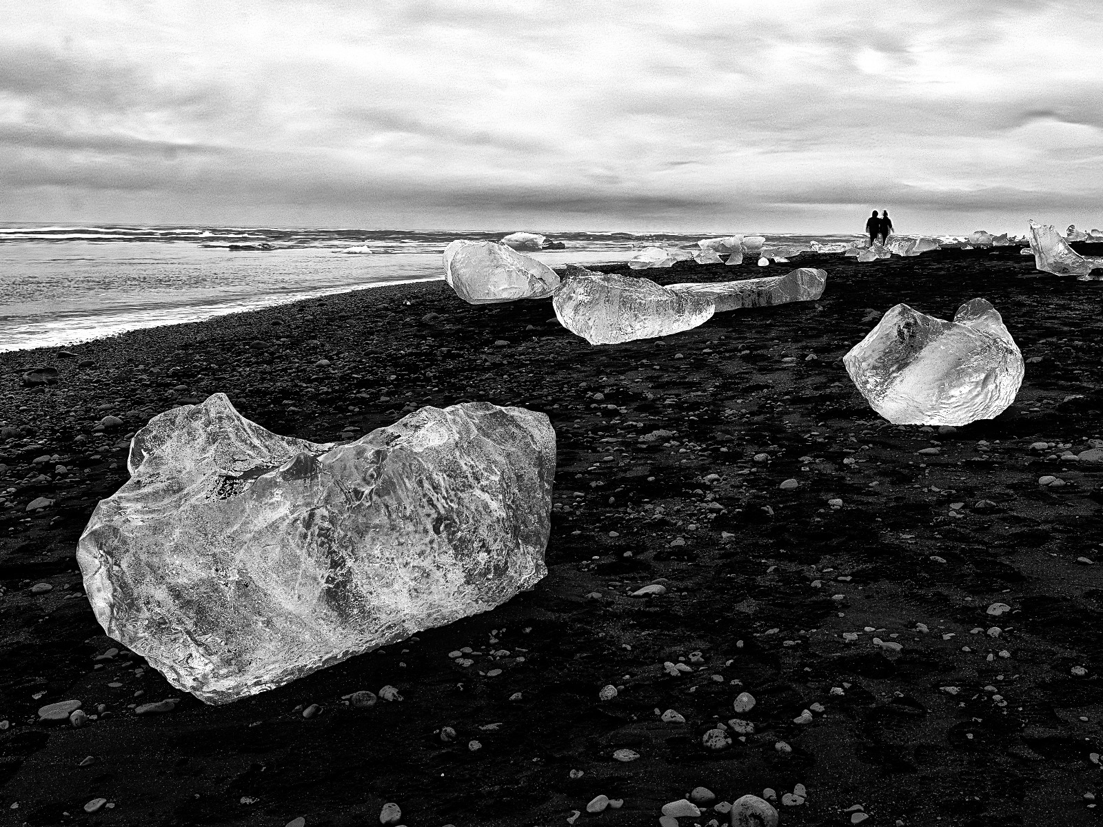 Al momento stai visualizzando “L’ACQUA E LE SUE FORME” Al Galata Museo del Mare apre la mostra del Circolo Fotografico UniTre