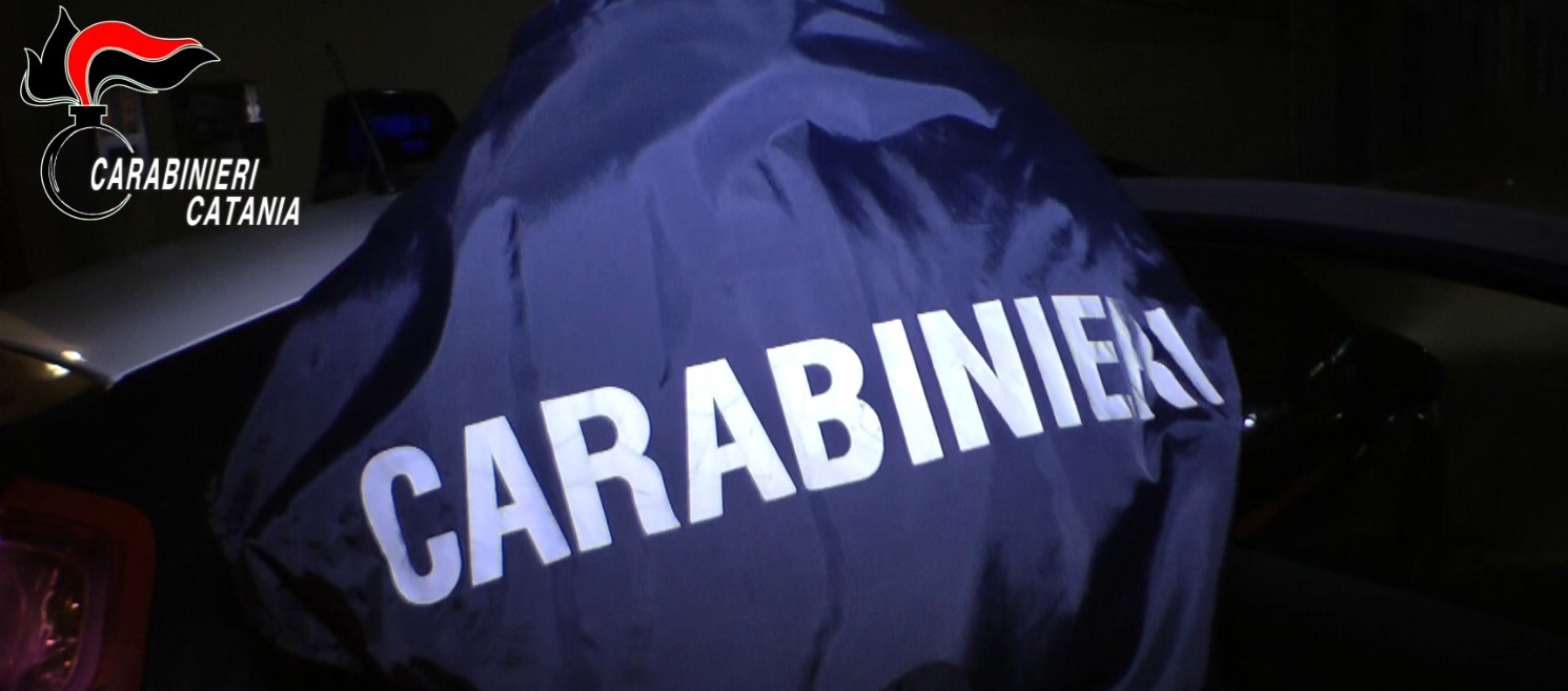 Scopri di più sull'articolo CATANIA: OPERAZIONE “MOLOSSO” DELL’ARMA DEI CARABINIERI