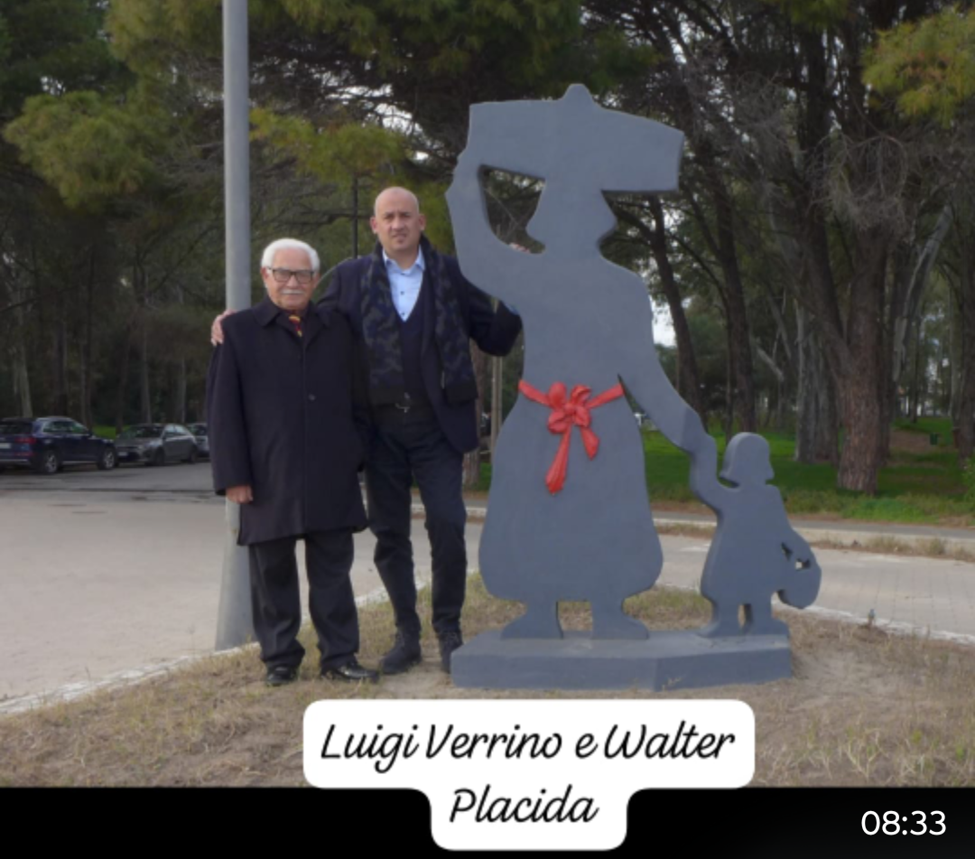 Scopri di più sull'articolo SELLIA MARINA: Con le suggestive sculture “magiche” del maestro Luigi Verrino donate gratuitamente tornano a rivivere in piazza e sul lungomare