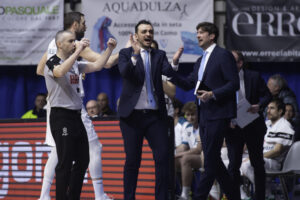 Scopri di più sull'articolo CANTU’: IL BASKET CANTURINO STENDE NARDO’ IN CASA OTTIMO AVVIO DEL 2025