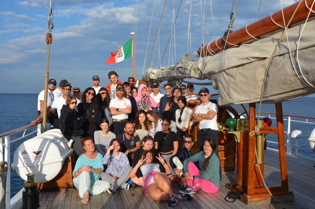 Scopri di più sull'articolo Al Galata Museo del Mare sarà visitabile la mostra “Il Canto delle Sirene” promossa dall’Istituto di Istruzione Superiore Antonio Stradivari Cremona