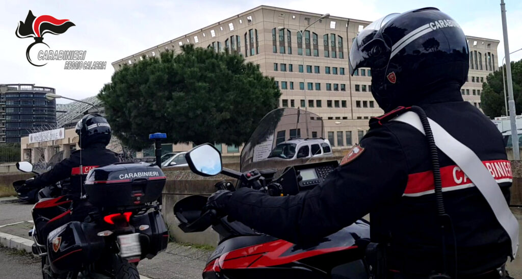 Scopri di più sull'articolo Reggio Calabria: Salvata dagli abusi dopo l’intervento dei Carabinieri pone fine a mesi di sofferenze per un’anziana