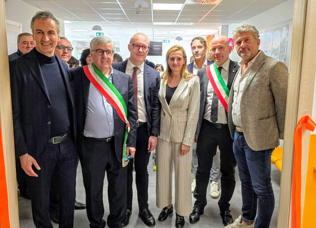 Scopri di più sull'articolo CARUGO: INAUGURATA LA NUOVA RSA ATTIVA DAL 2024 OGGI A PIENO REGIME