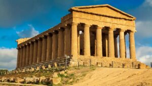 Scopri di più sull'articolo Agrigento Capitale Cultura, domani presentazione del treno turistico speciale Palermo-Porto Empedocle