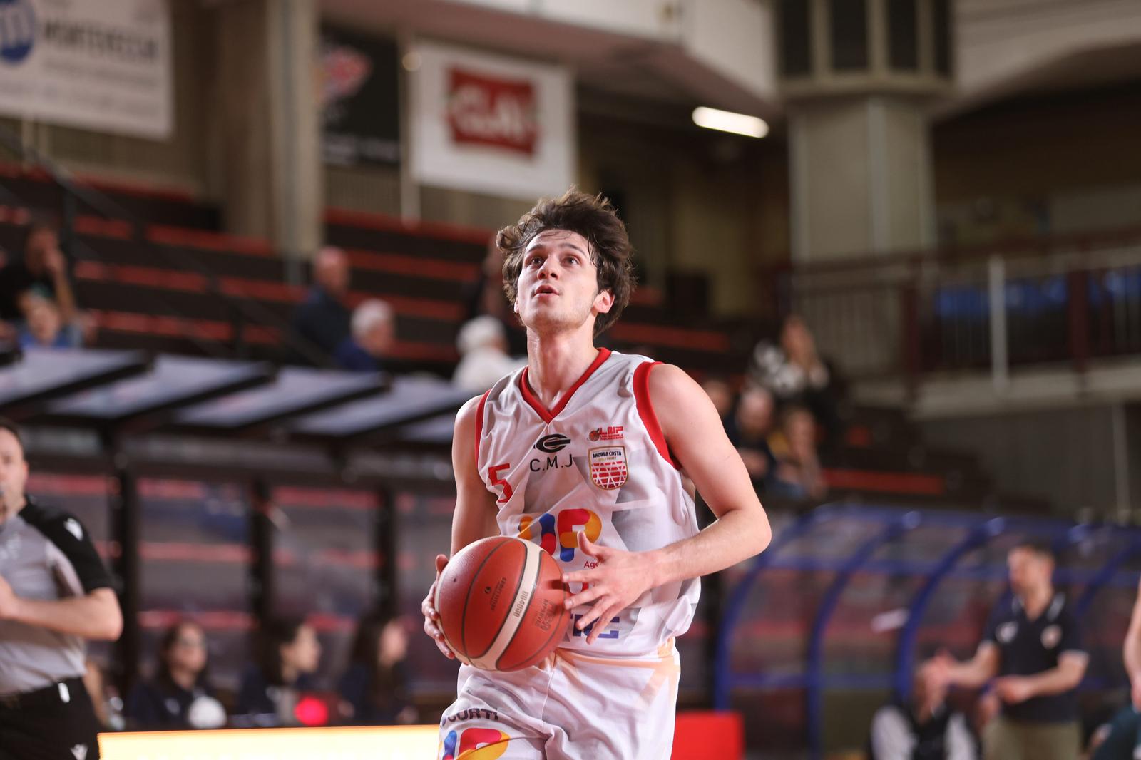 Scopri di più sull'articolo IMOLA: AL PALARUGGI È DOMINIO BIANCOROSSO L’UP ANDREA COSTA È SALVA!