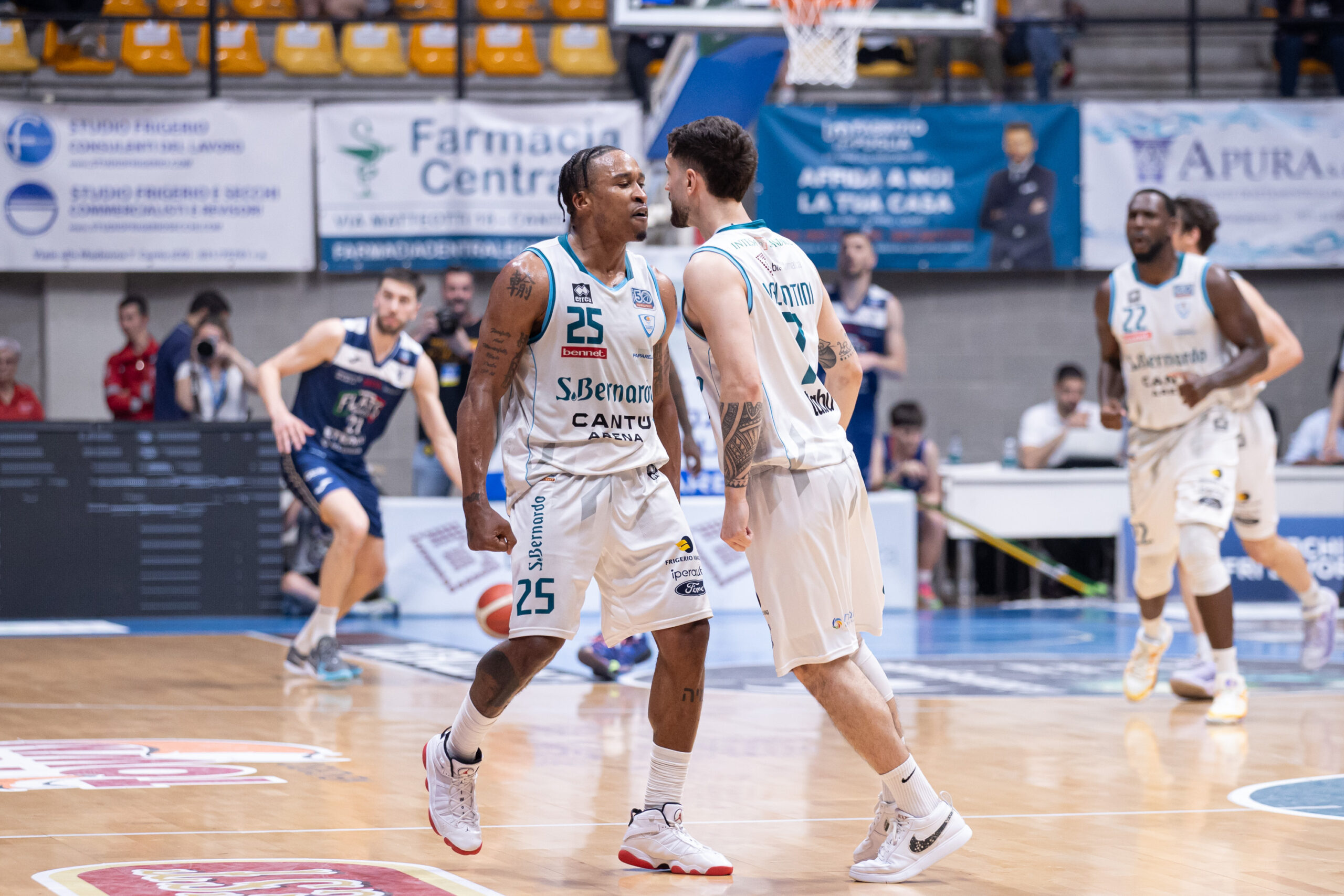 Scopri di più sull'articolo CANTU’: ACQUA SAN BERNARDO BATTE BOLOGNA CHE ASPETTA I BRIANZOLI IN SETTIMANA PER GARA 3
