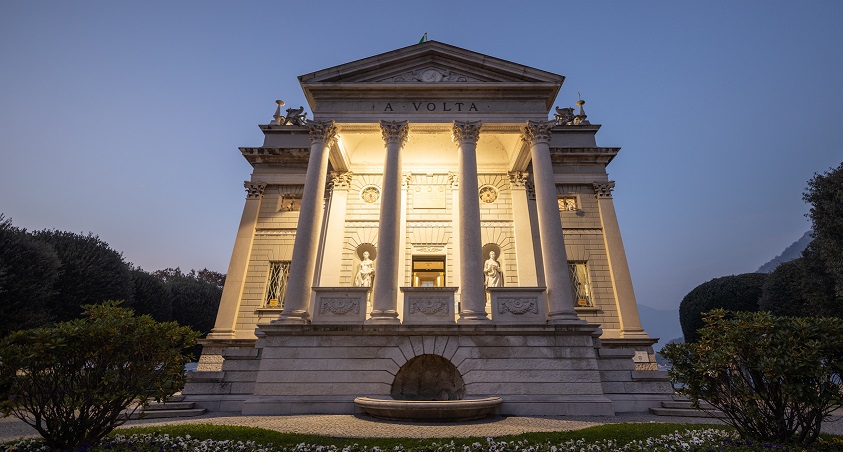 Scopri di più sull'articolo COMO: AL TEMPIO VOLTIANO UN ANNO DI INCONTRI TRA SCIENZA, STORIA, MUSICA E CULTURA