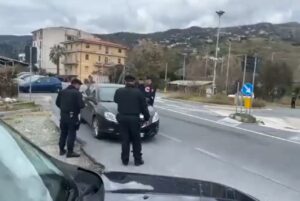 Scopri di più sull'articolo Cosenza, eseguita una OCC nei confronti di 5 indagati per associazione di tipo mafioso