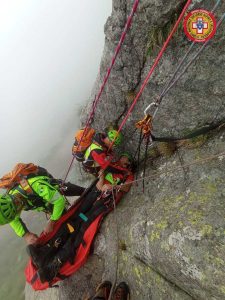 Scopri di più sull'articolo PASSO MANIVA: ESERCITAZIONI IN PARETE DEL CNAS REGIONALE LOMBARDO