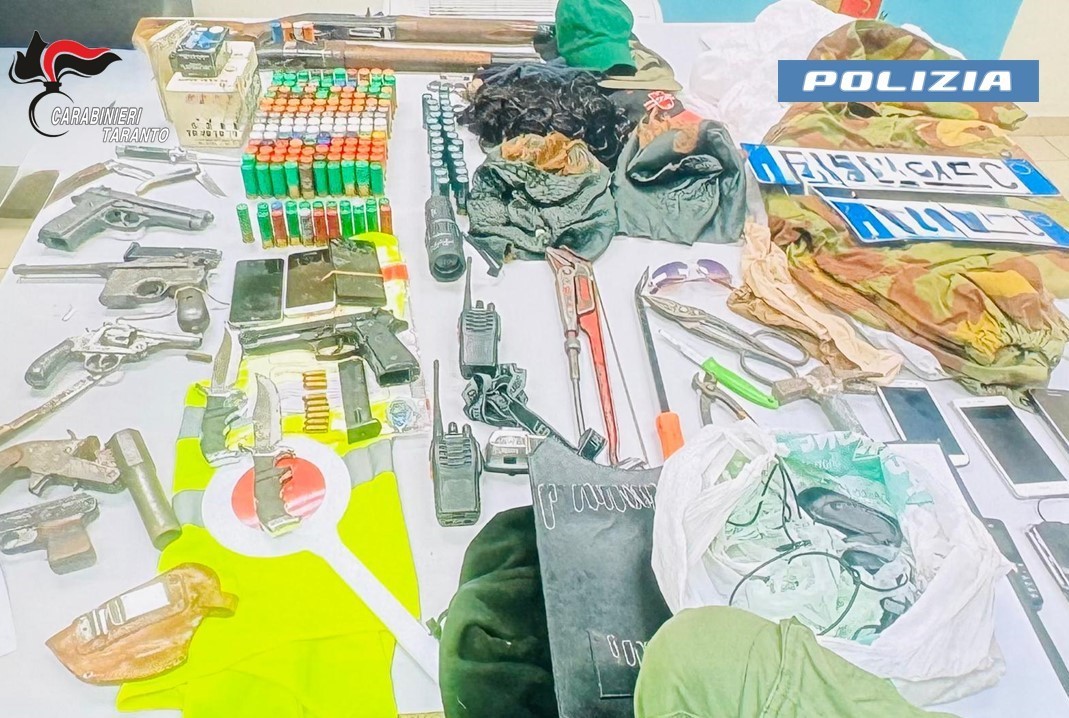 Scopri di più sull'articolo DECESSO BRIG. CA. CARLO LEGROTTAGLIE – ARRESTO AUTORI E PERQUISIZIONI DOMICILIARI