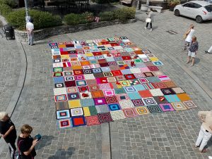 Scopri di più sull'articolo LENNO: CONTRO LA VIOLENZA SULLE DONNE UNA BELLA MANIFESTAZIONE RICCA DI SIGNIFICATO GRAZIE A “VIVA VITTORIA”