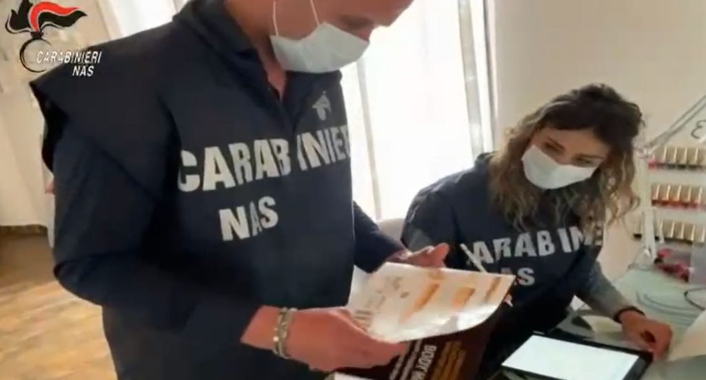 Scopri di più sull'articolo MEDICINA ESTETICA: CONTINUANO I CONTROLLI DEI CARABINIERI NAS SU TUTTO IL TERRITORIO NAZIONALE