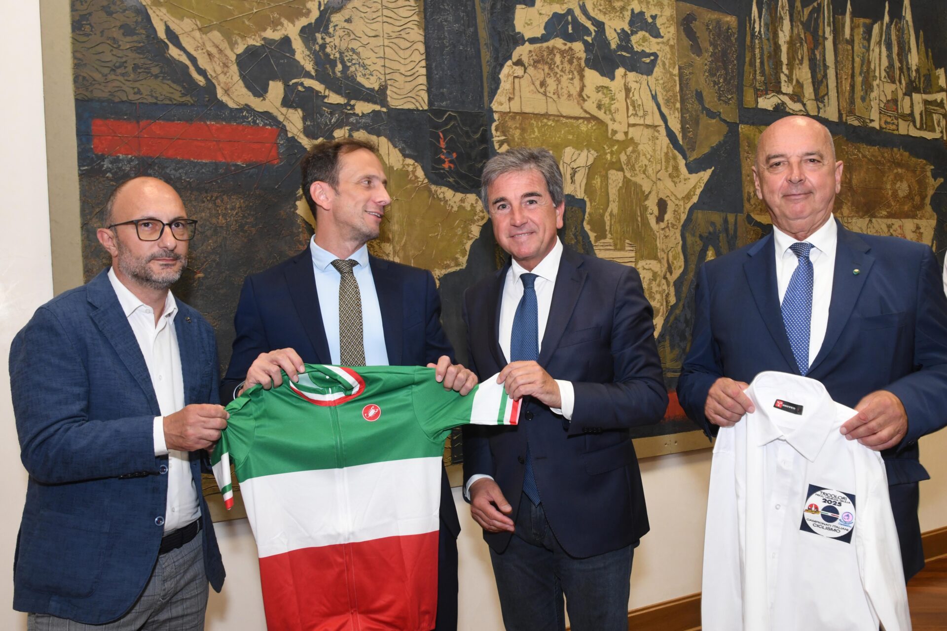 Scopri di più sull'articolo TRIESTE: IL CAMPIONATO ITALIANO DI CICLISMO SI CORRERA’ IN FRIULI